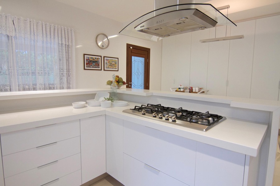 Marmoluz Bancada em silestone branco zeus # Bancada Cozinha Luciane Marmoluz Bancada em silestone branco zeus # Bancada Cozinha Luciane